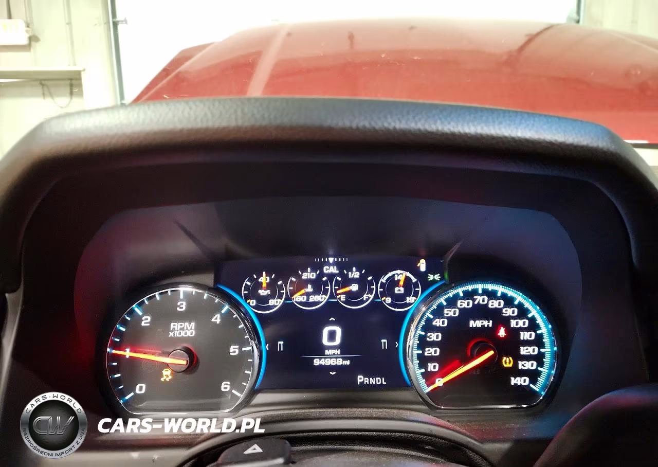 2018 Chevrolet Suburban K1500 Premier VIN:1GNSKJKCXJR296567 - 9