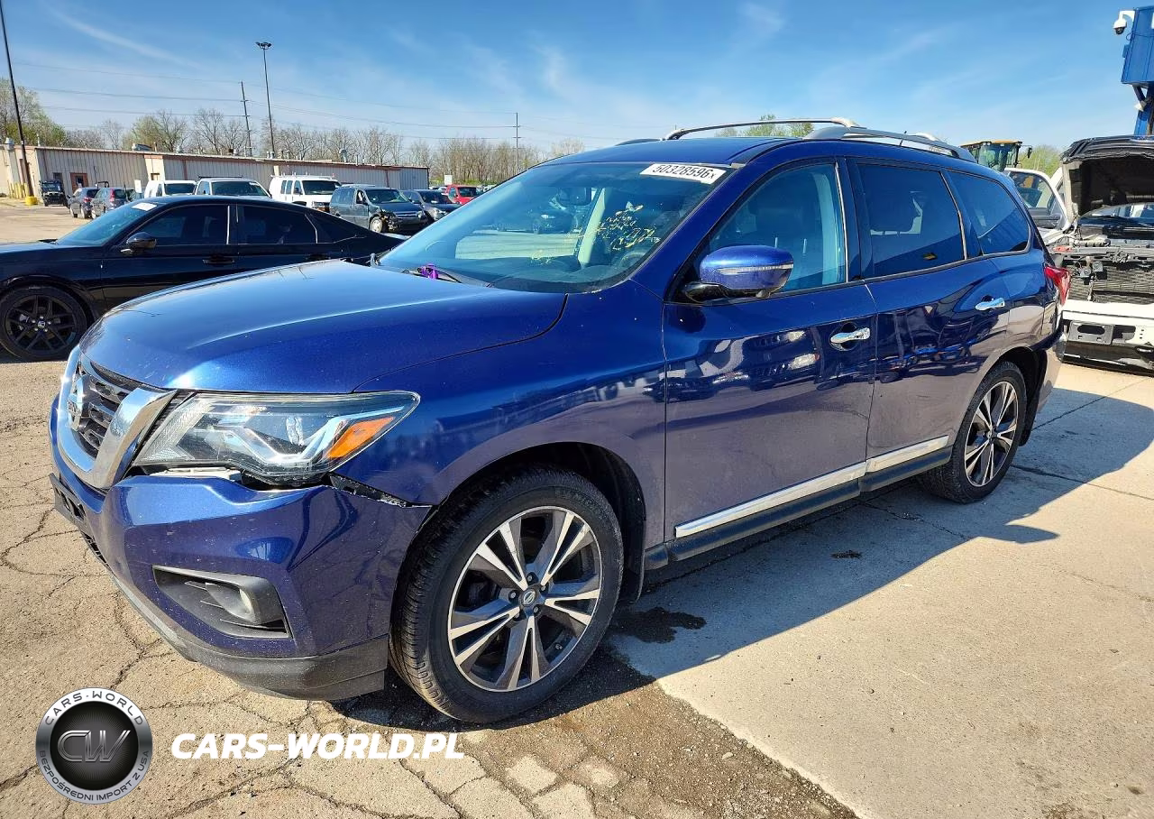 2017 Nissan Pathfinder Platinum
