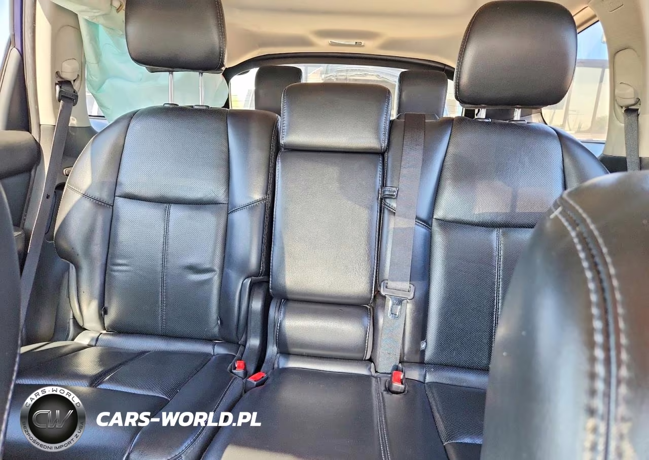 2017 Nissan Pathfinder Platinum VIN:5N1DR2MM4HC620565 - 10