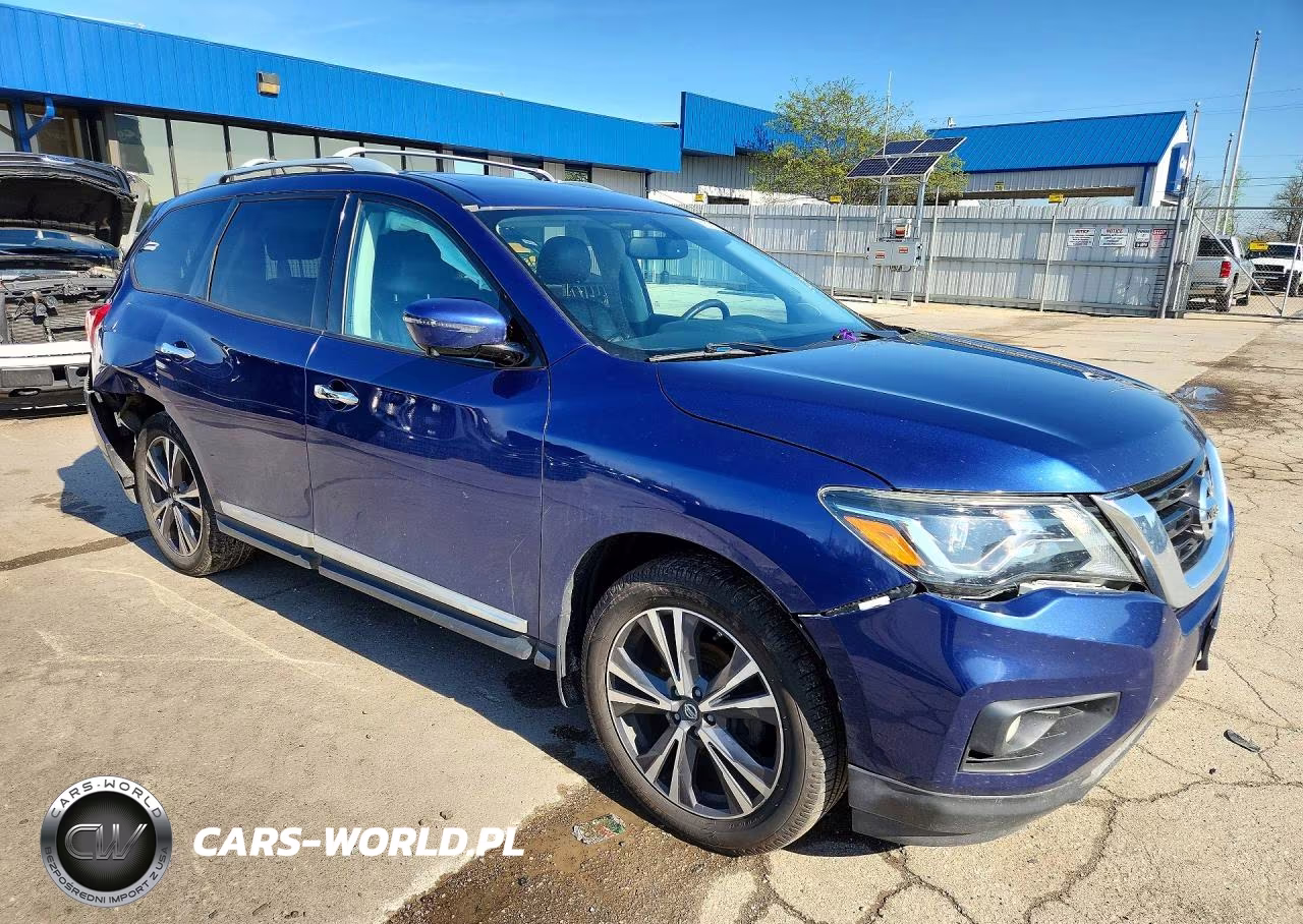 2017 Nissan Pathfinder Platinum VIN:5N1DR2MM4HC620565 - 4