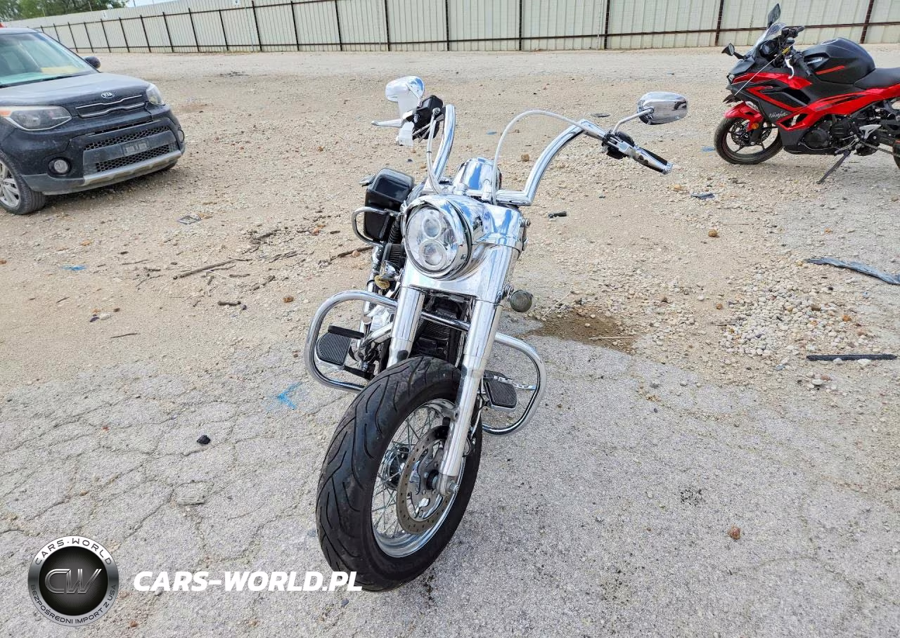 2015 Harley-Davidson Fld Switchback VIN:1HD1GZM18FC308725 - 2