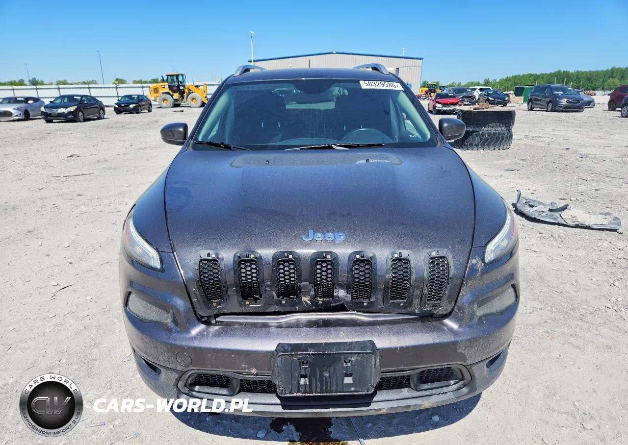 2014 Jeep Cherokee Latitude VIN:1C4PJMCB6EW296436 - 5