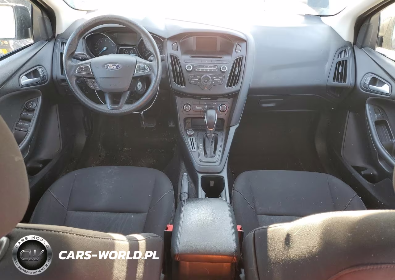 2017 Ford Focus Se VIN:1FADP3F28HL324725 - 11