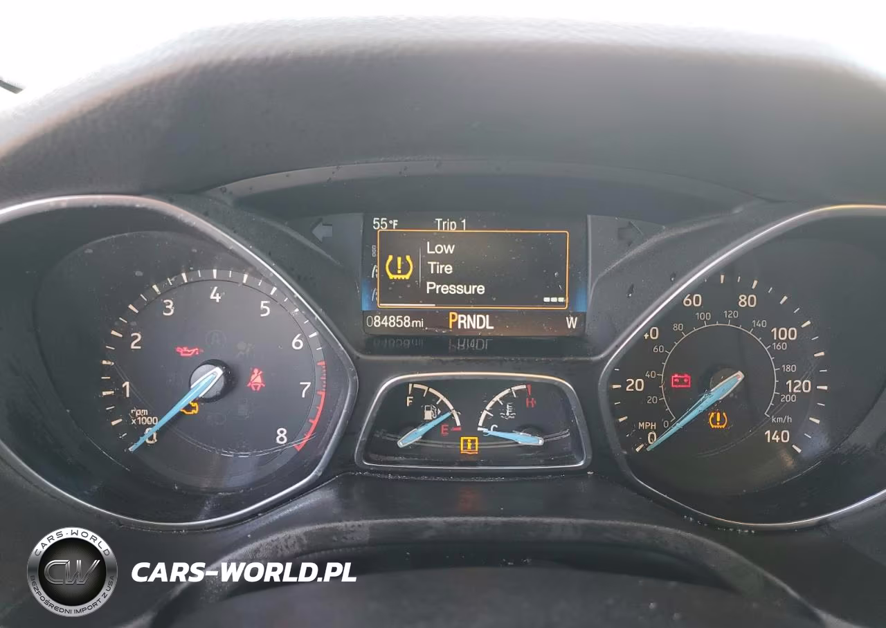 2017 Ford Focus Se VIN:1FADP3F28HL324725 - 12
