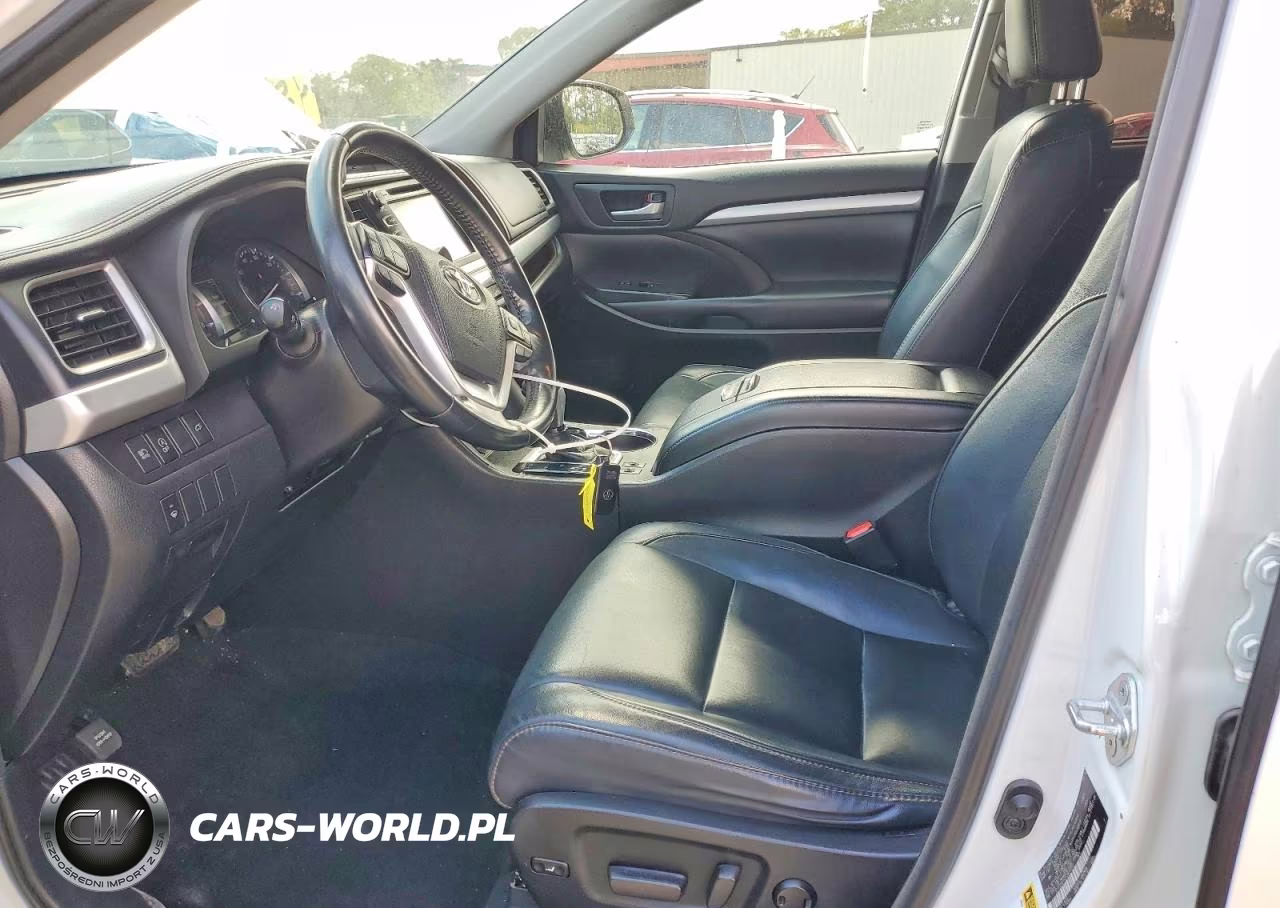 2018 Toyota Highlander Xle VIN:5TDJZRFH3JS833253 - 7