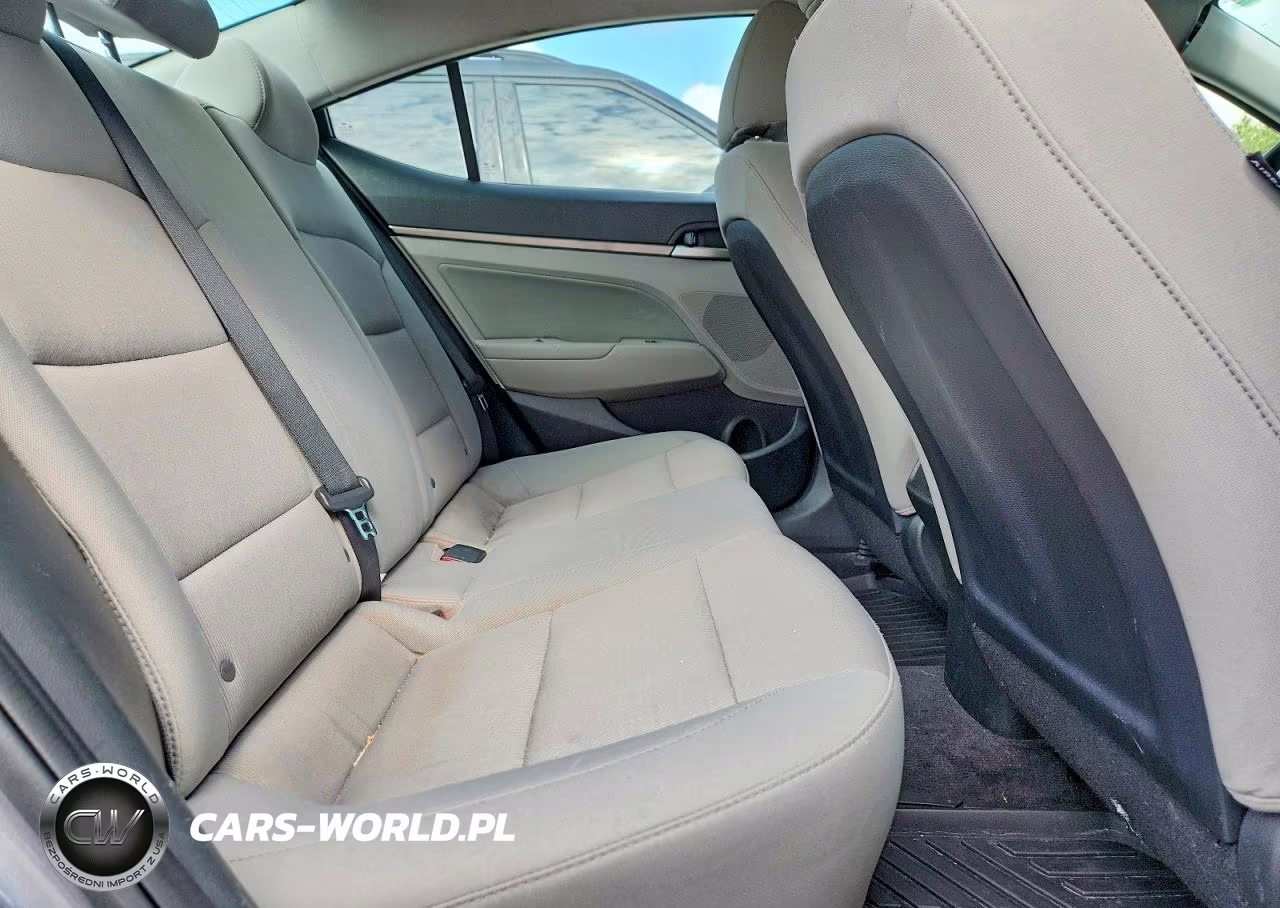 2018 Hyundai Elantra Sel VIN:5NPD84LF7JH258148 - 10