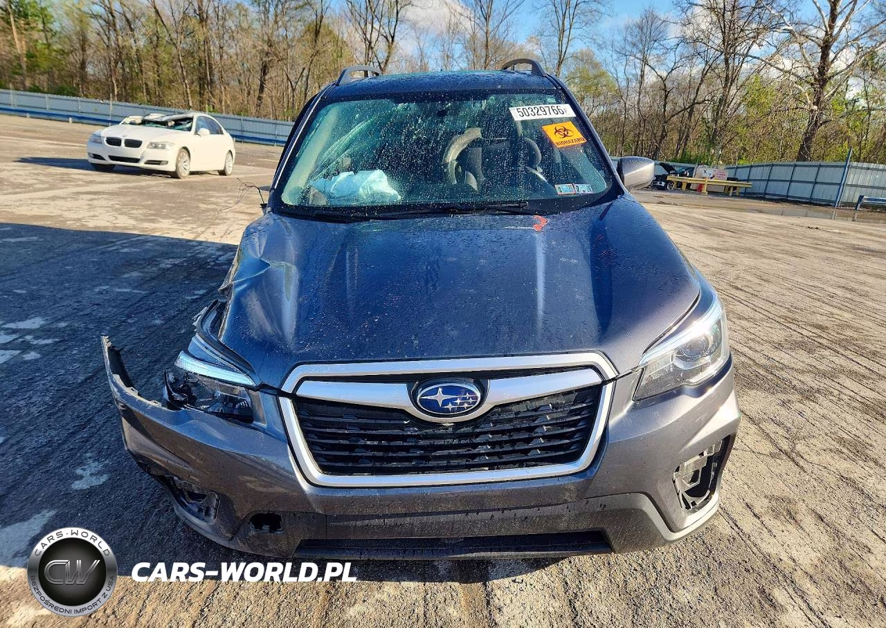 2020 Subaru Forester Premium VIN:JF2SKAJC7LH555486 - 5