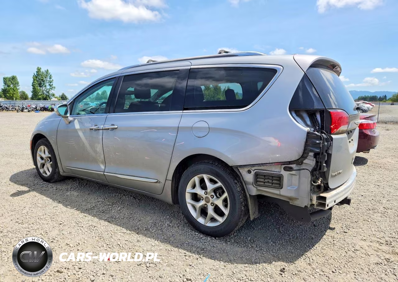 2019 Chrysler Pacifica Limited VIN:2C4RC1GG5KR731149 - 2