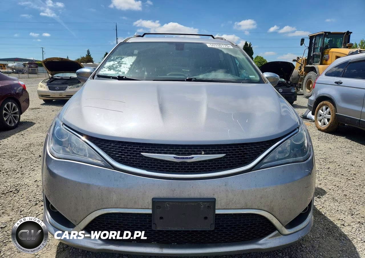 2019 Chrysler Pacifica Limited VIN:2C4RC1GG5KR731149 - 5