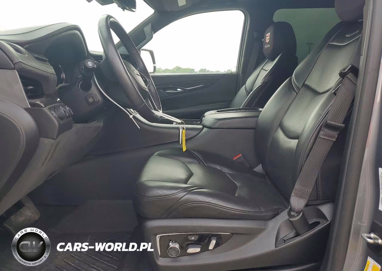 2020 Cadillac Escalade Platinum VIN:1GYS4DKJ8LR273823 - 7
