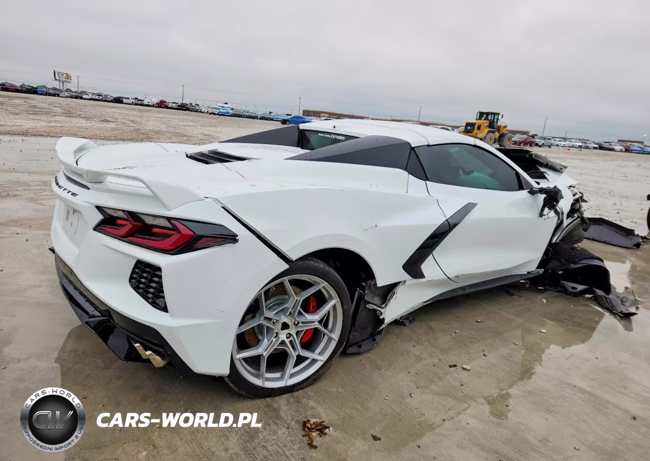 2022 Chevrolet Corvette Stingray 2Lt VIN:1G1YB3D48N5118425 - 3