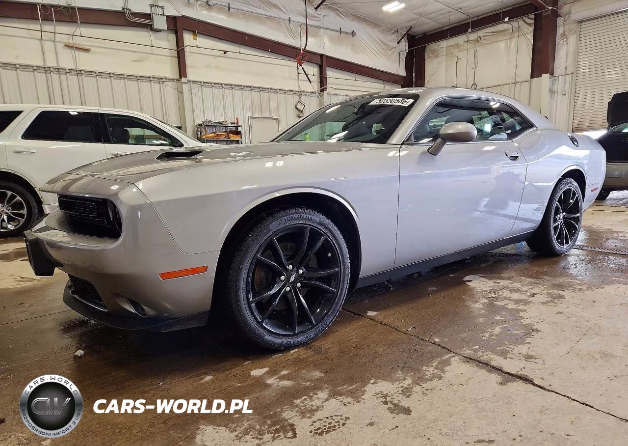 2017 Dodge Challenger Sxt – zdjęcie 1 z 13