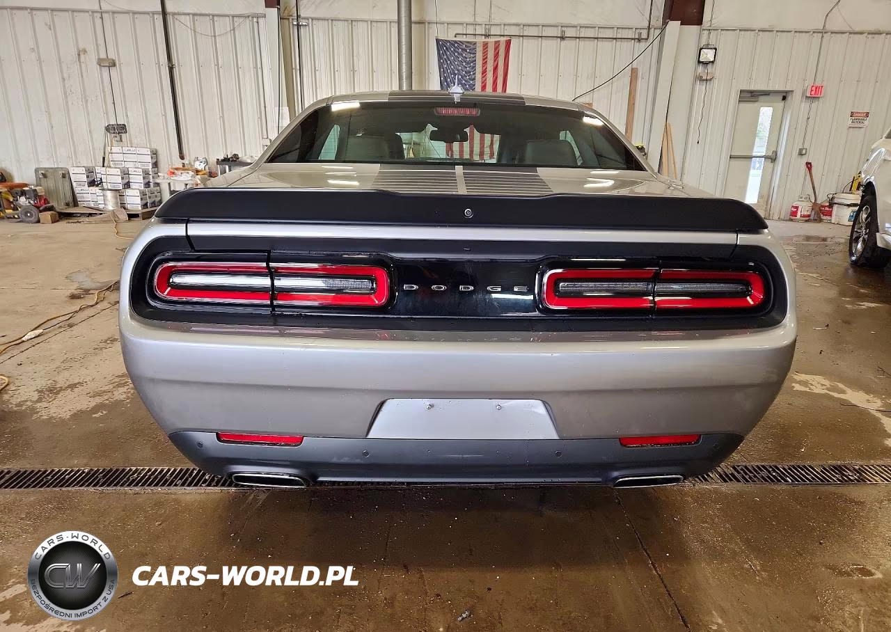2017 Dodge Challenger Sxt VIN:2C3CDZAG2HH601195 - 6