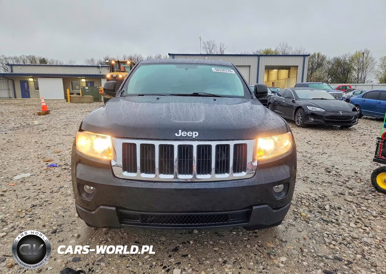 2012 Jeep Grand Cherokee Laredo VIN:1C4RJFAG2CC349425 - 5