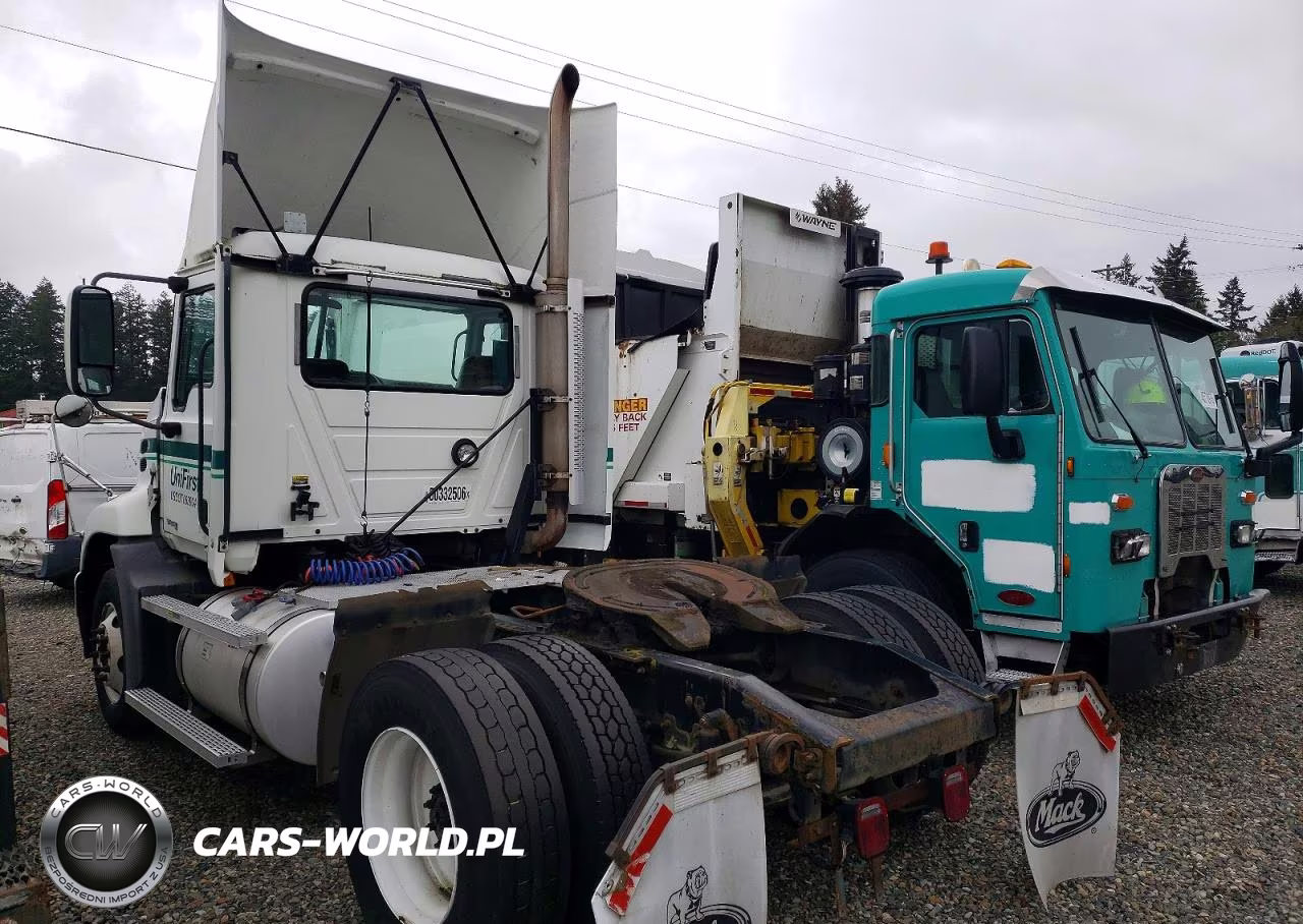 2007 Mack Cxn600 Semi Truck VIN:1M1AK01YX7N005447 - 3