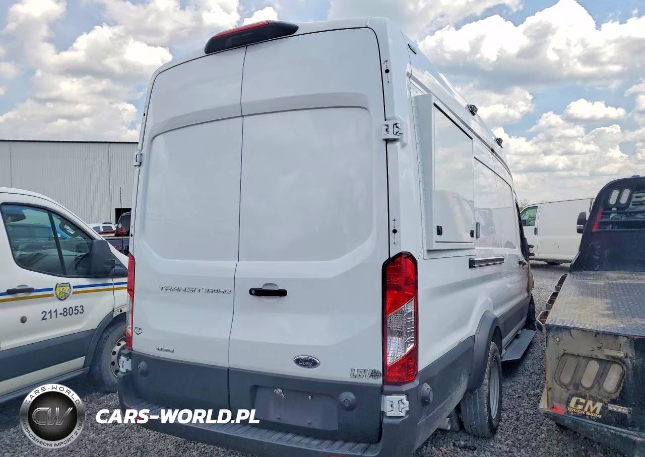 2025 Ford Transit 350 Hd Delivery Van VIN:1FTRU8XG5SKA57640 - 3