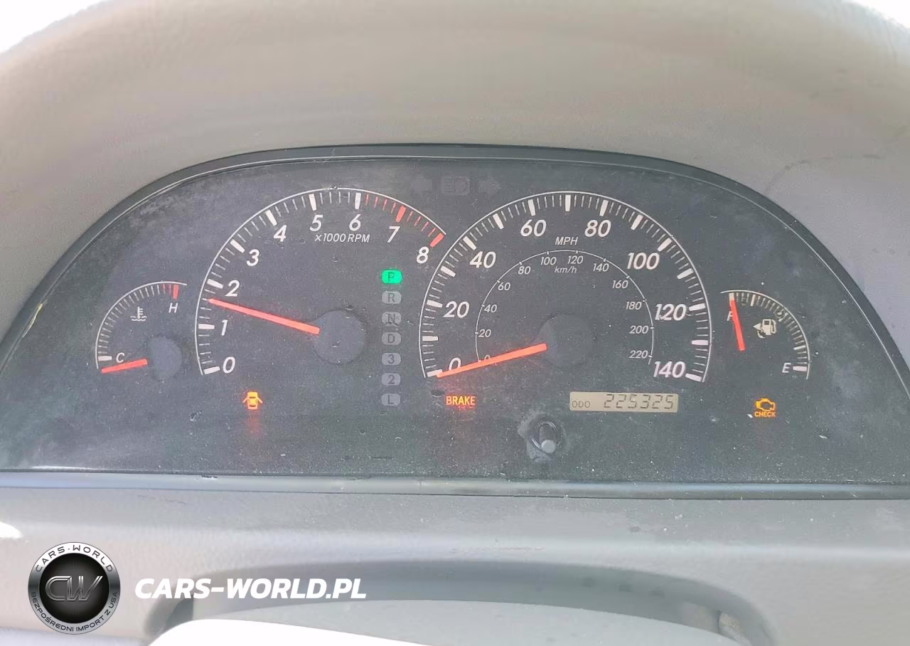 2005 Toyota Camry Le VIN:4T1BE32K55U606657 - 9