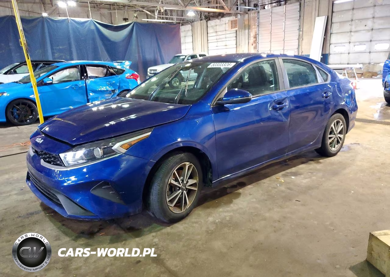 2023 Kia Forte Lxs – zdjęcie 1 z 12