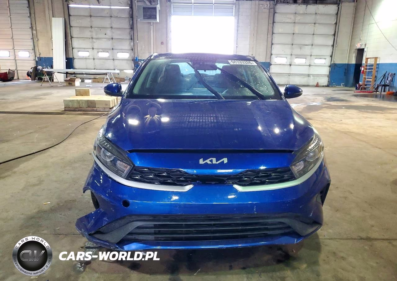 2023 Kia Forte Lxs VIN:3KPF24AD0PE652650 - 5