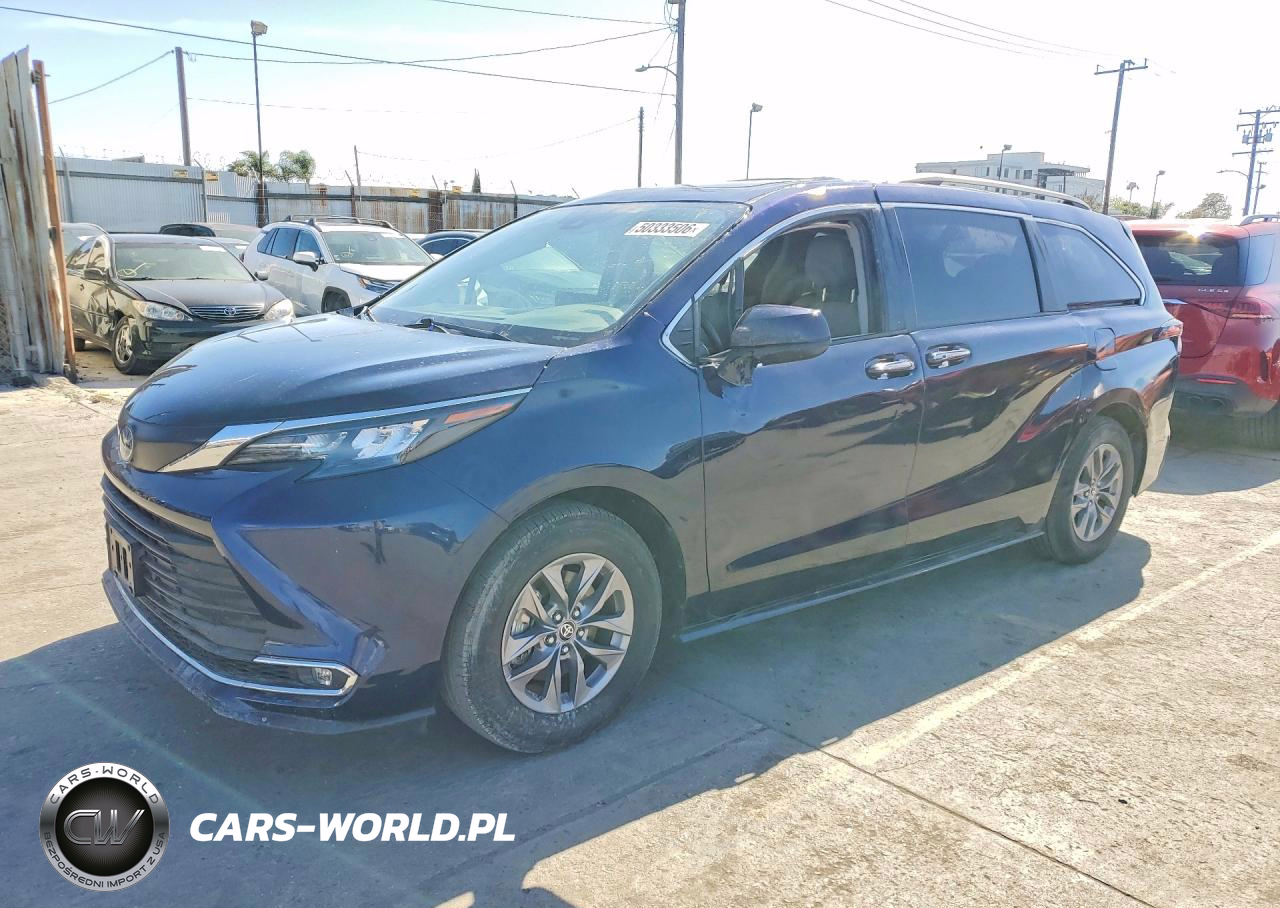 2024 Toyota Sienna Xle 8-Passenger