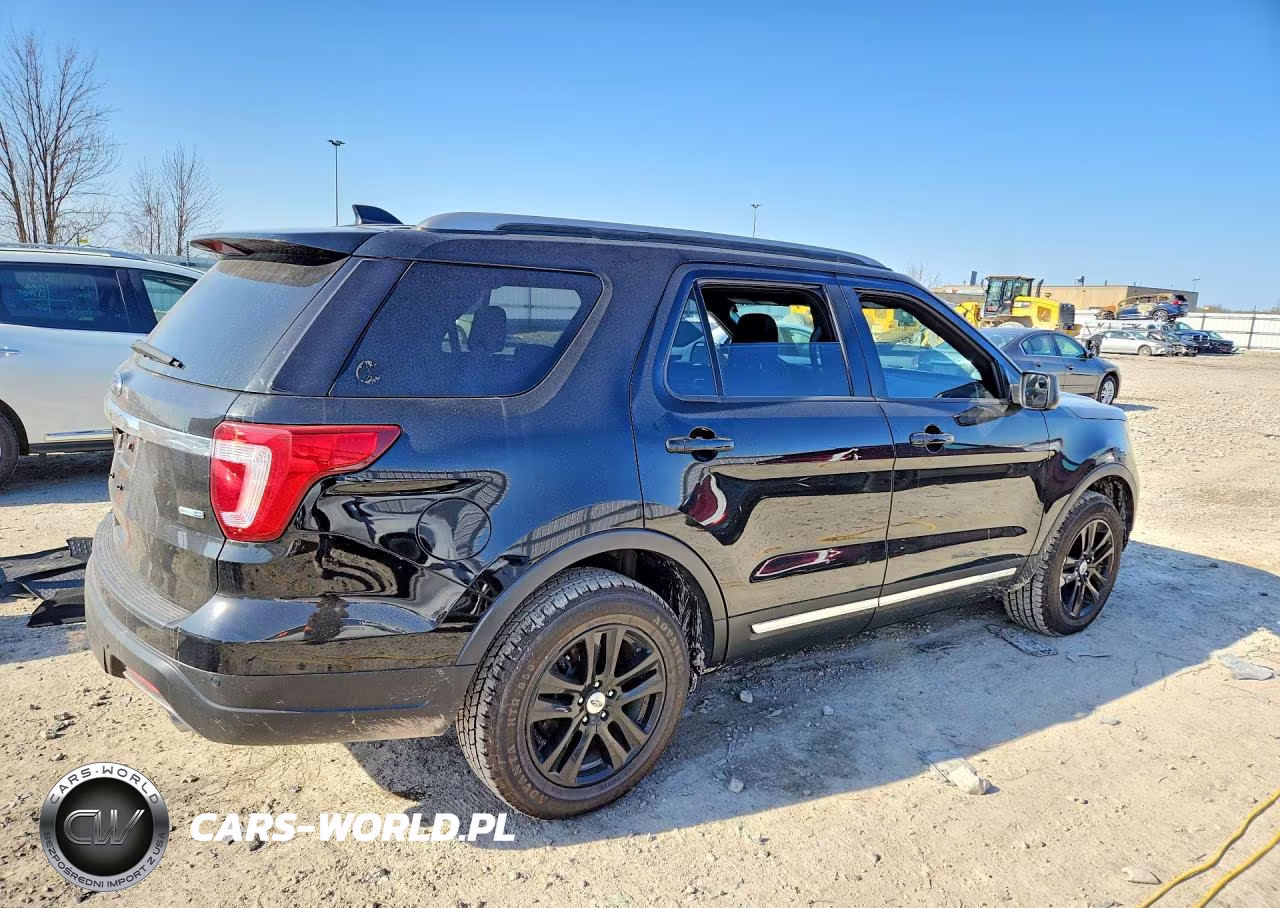 2018 Ford Explorer Xlt VIN:1FM5K8DH1JGB09120 - 3