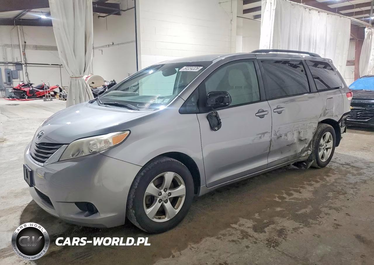 2014 Toyota Sienna Le