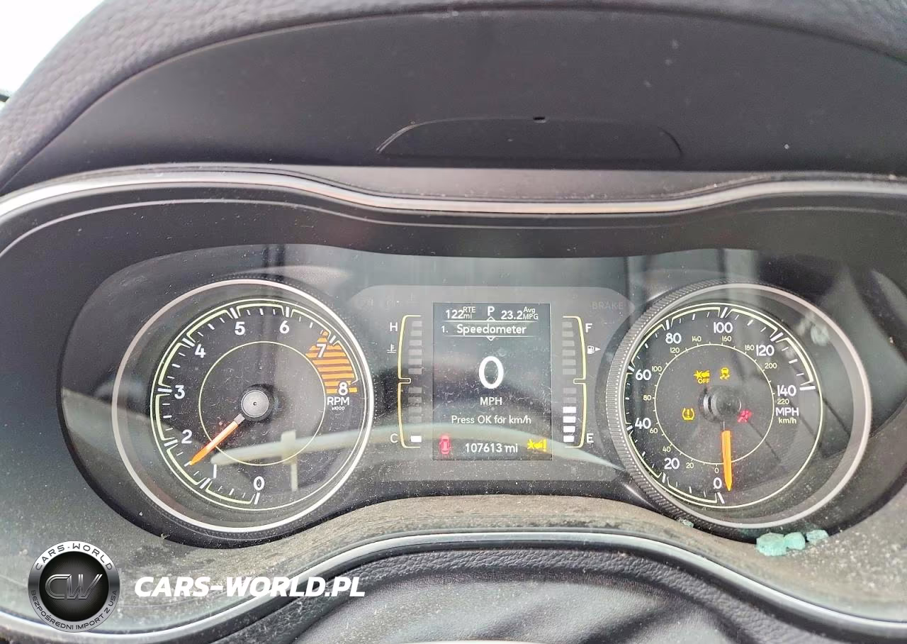 2021 Jeep Cherokee Latitude Lux VIN:1C4PJMMX7MD175077 - 9