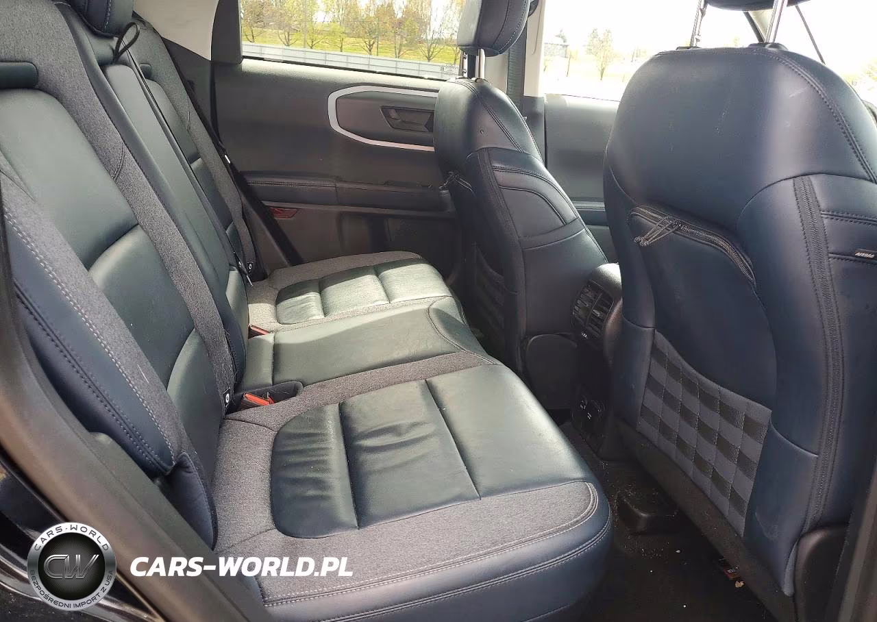 2023 Ford Bronco Sport Outer Banks VIN:3FMCR9C65PRD46106 - 10
