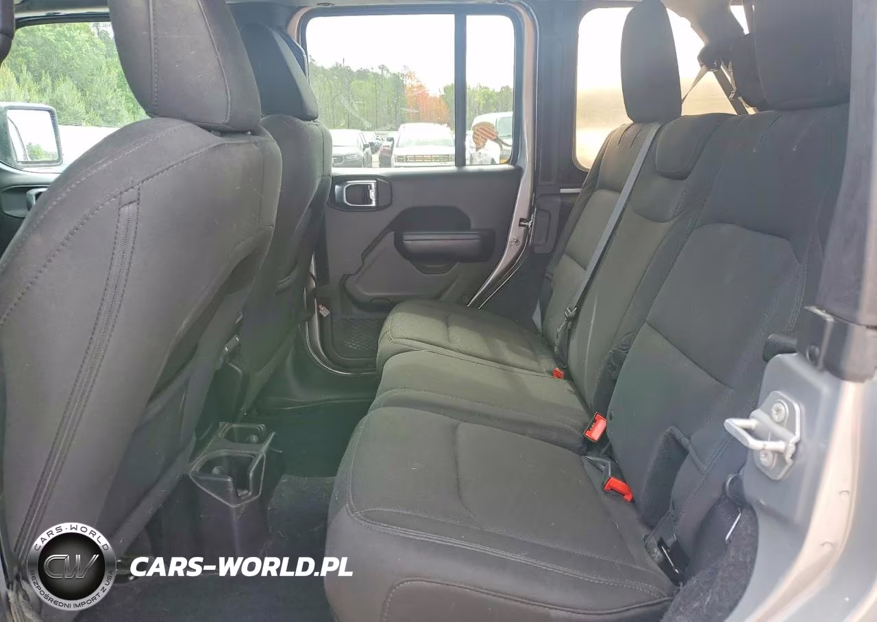 2018 Jeep Wrangler Unlimited Sport VIN:1C4HJXDG4JW277118 - 11