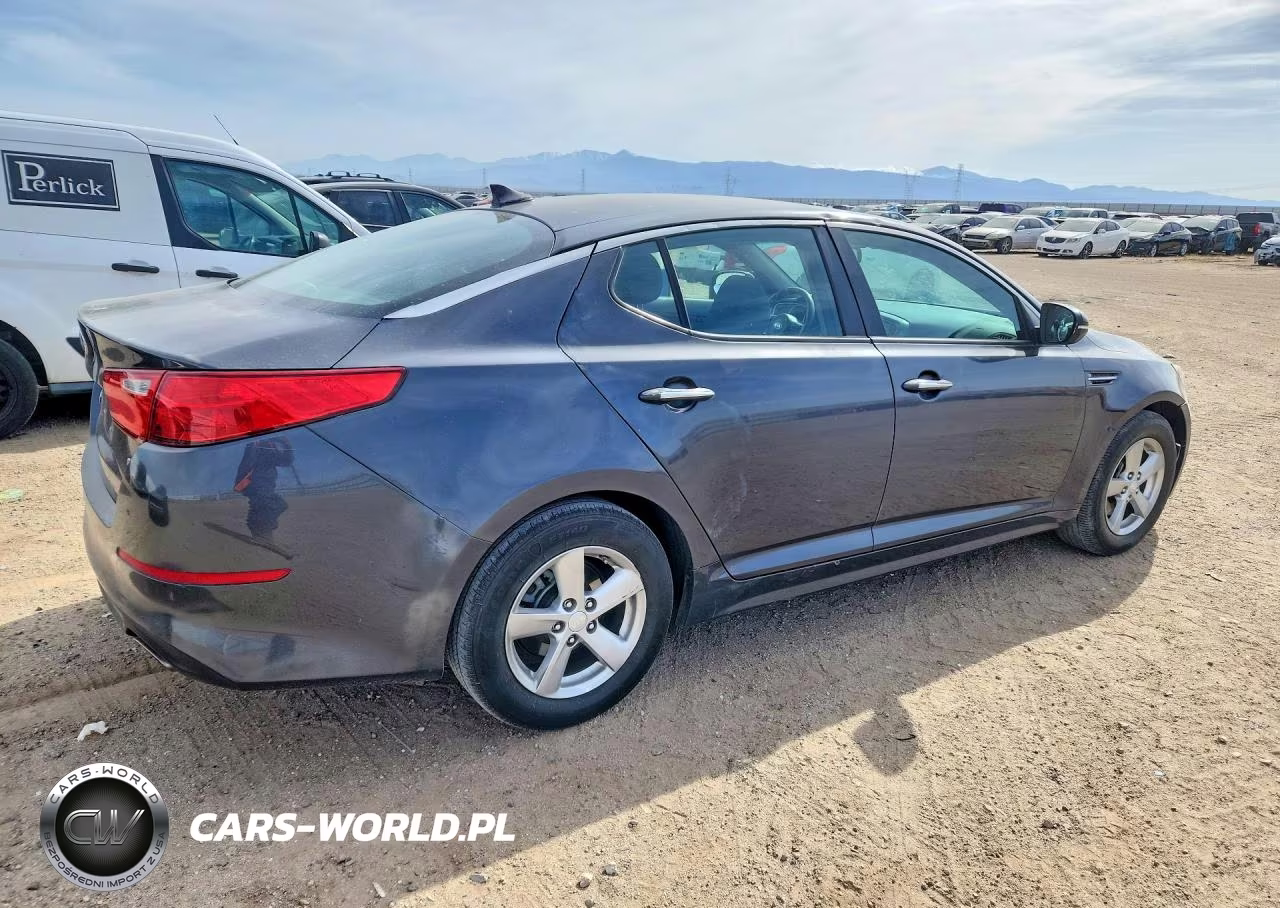 2015 Kia Optima Lx VIN:5XXGM4A74FG438579 - 3