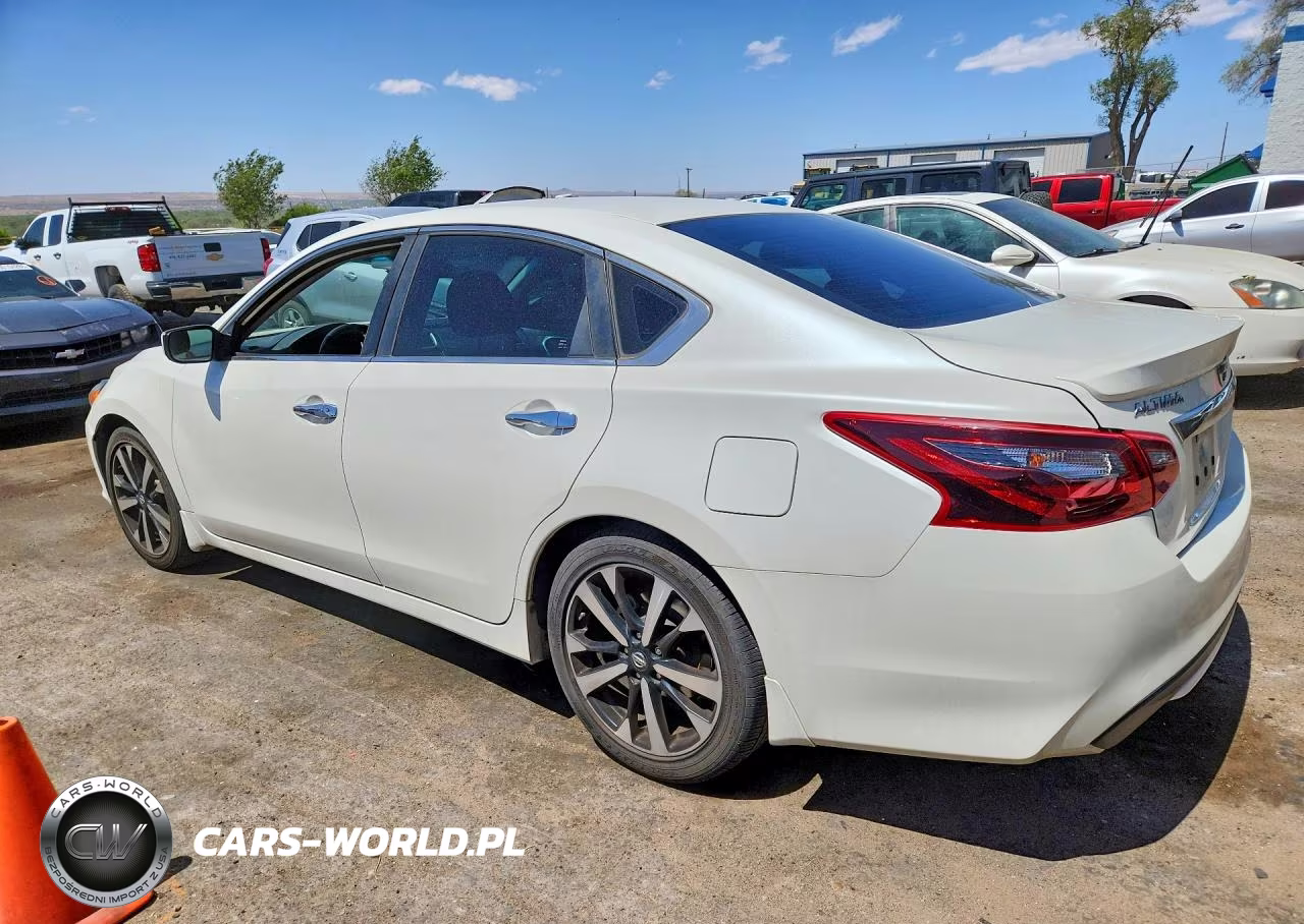 2018 Nissan Altima 2.5 Sr VIN:1N4AL3AP8JC266218 - 2