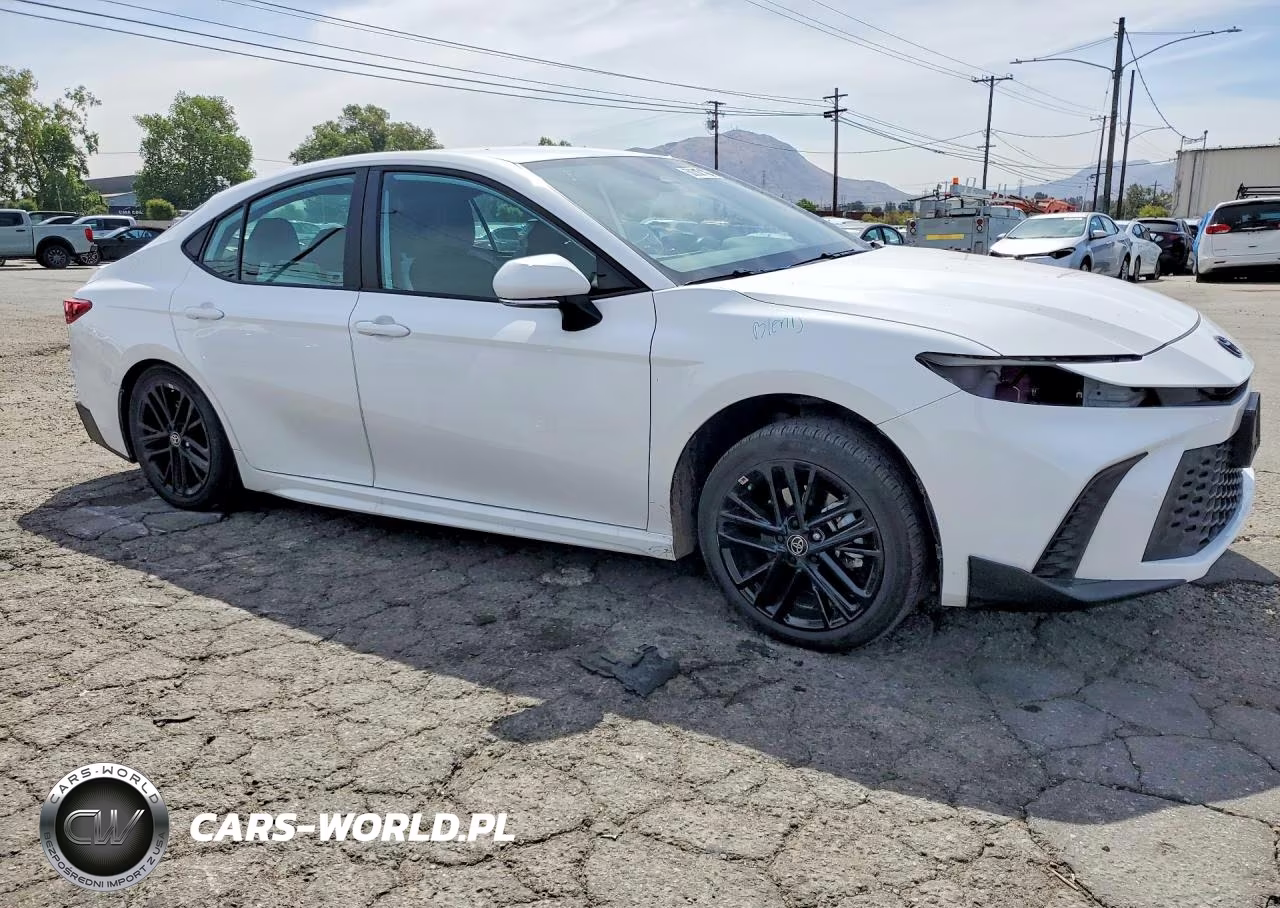 2026 Toyota Camry Se VIN:4T1DAACK9TU673427 - 4