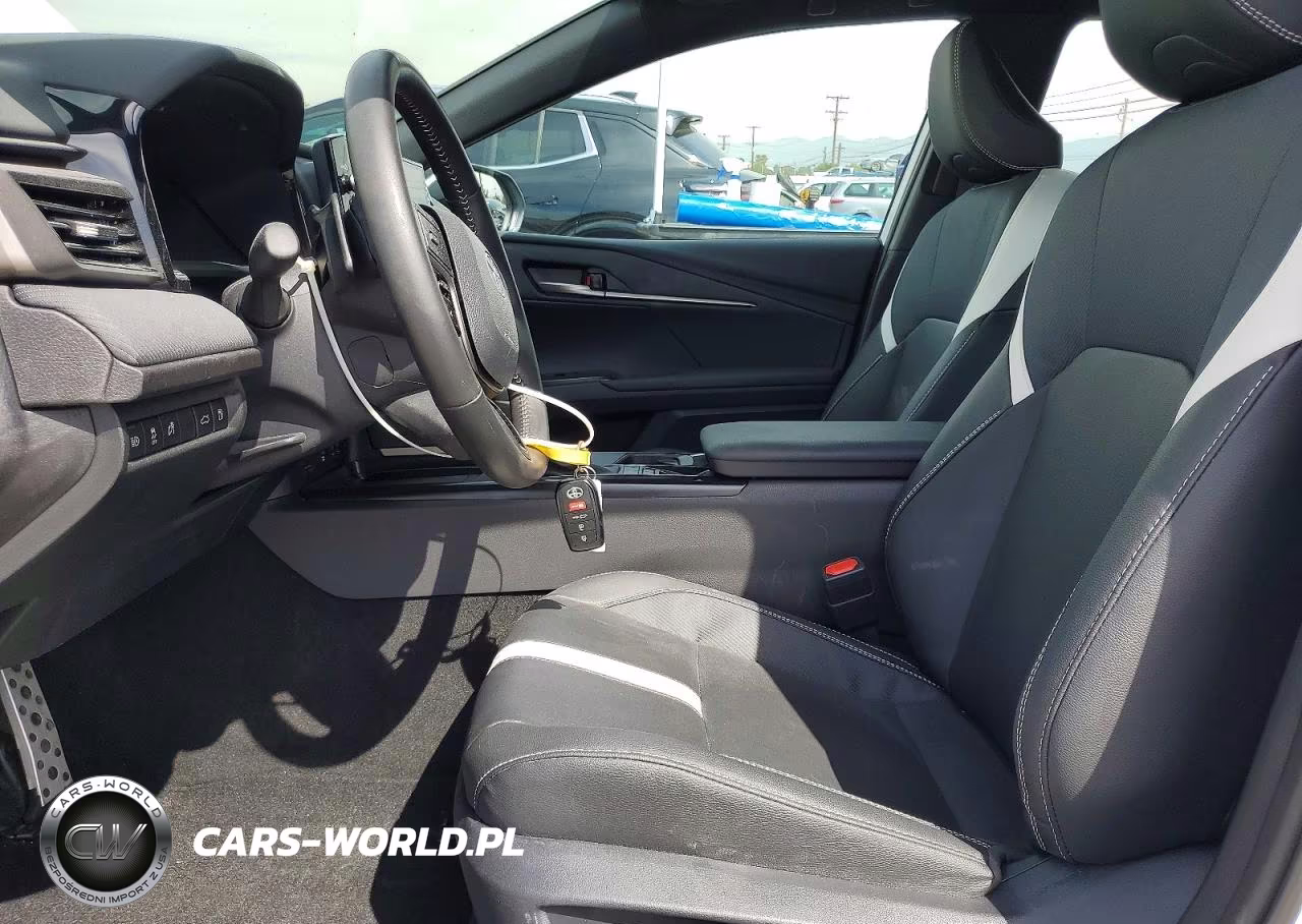 2026 Toyota Camry Se VIN:4T1DAACK9TU673427 - 7