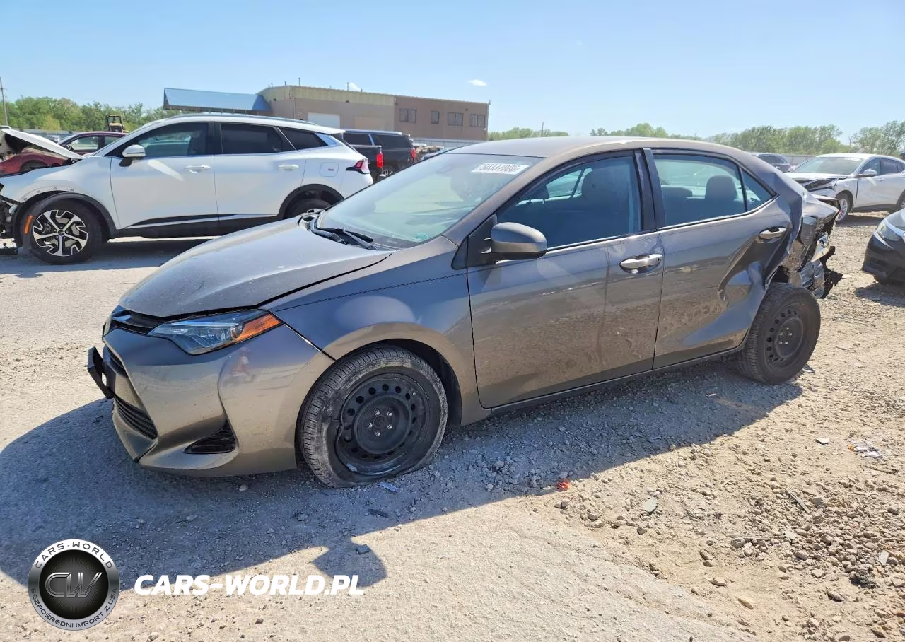 2018 Toyota Corolla Le – zdjęcie 1 z 13