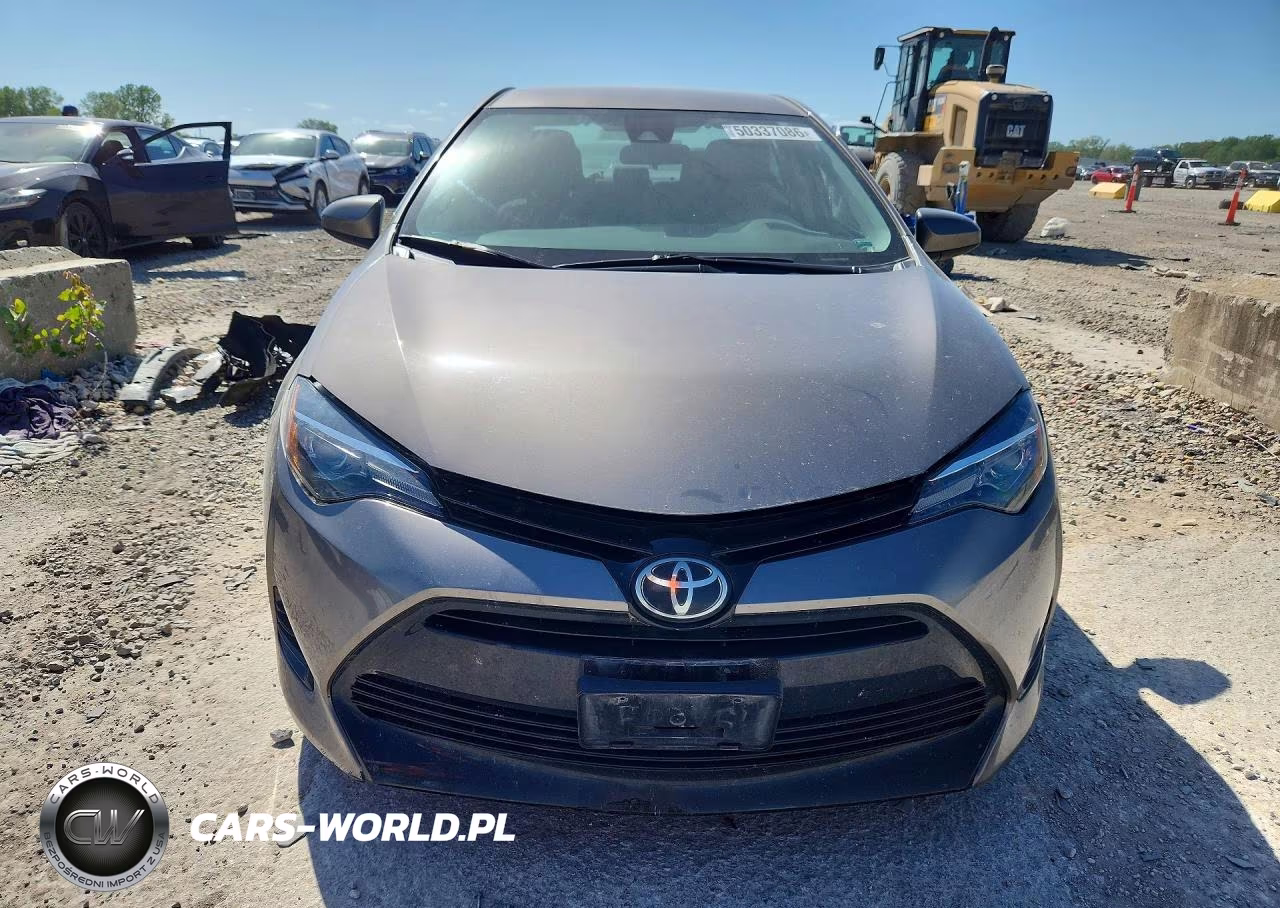 2018 Toyota Corolla Le VIN:5YFBURHE4JP842994 - 5