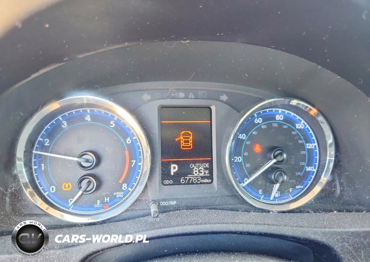 2018 Toyota Corolla Le VIN:5YFBURHE4JP842994 - 9