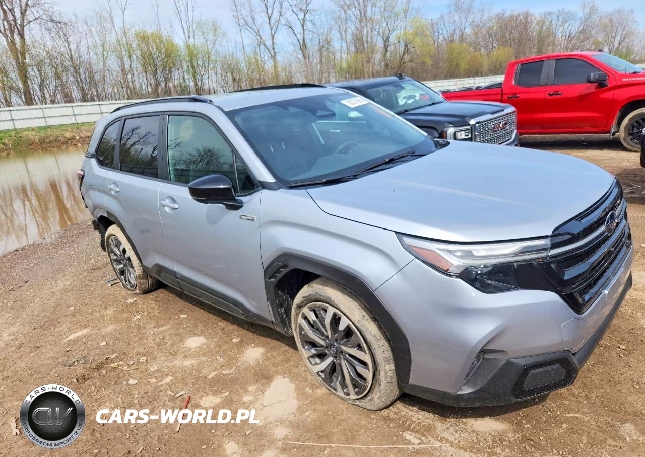 2025 Subaru Forester Touring VIN:JF2SLSTD3SH414258 - 4