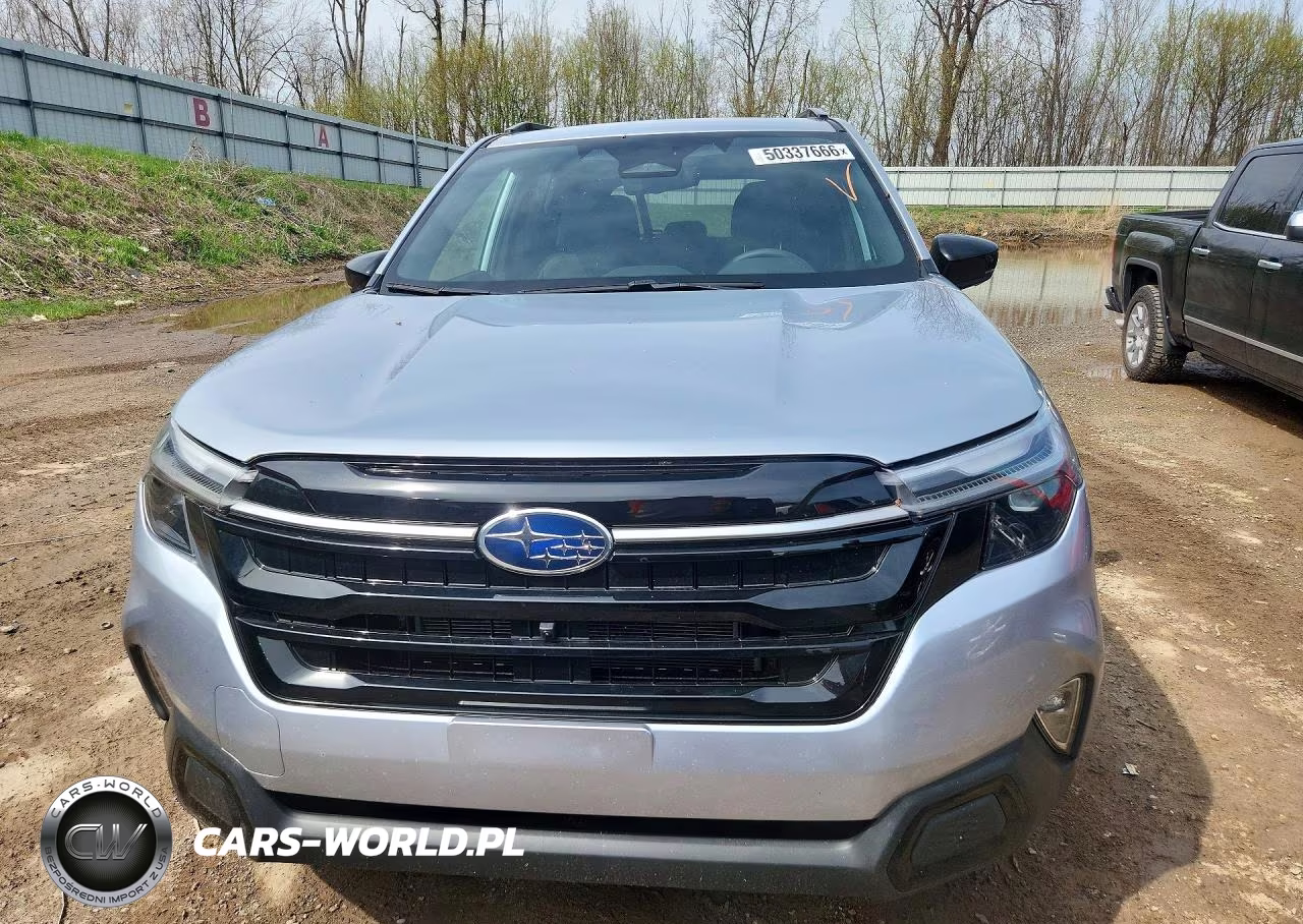 2025 Subaru Forester Touring VIN:JF2SLSTD3SH414258 - 5