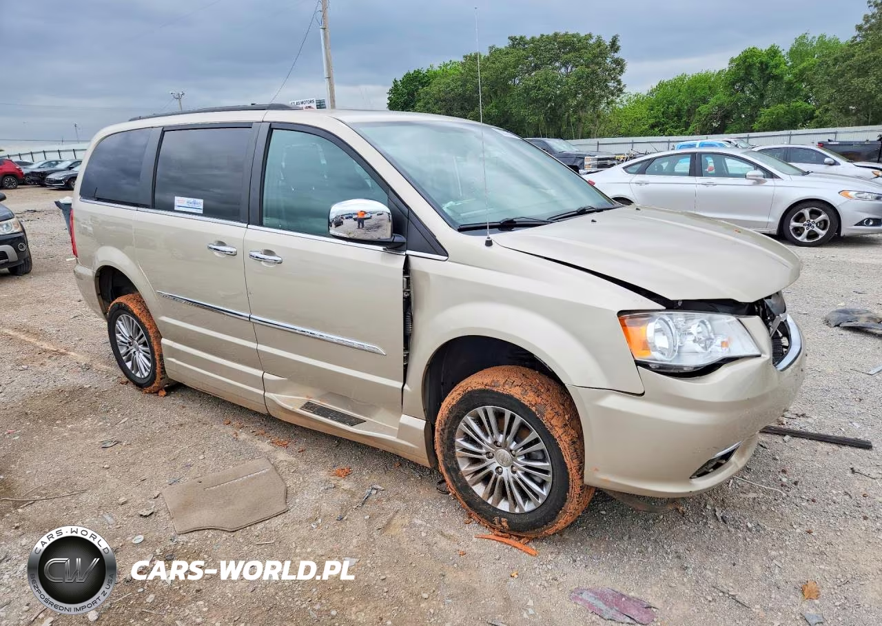 2014 Chrysler Town & Country Touring L VIN:2C4RC1CGXER113044 - 4