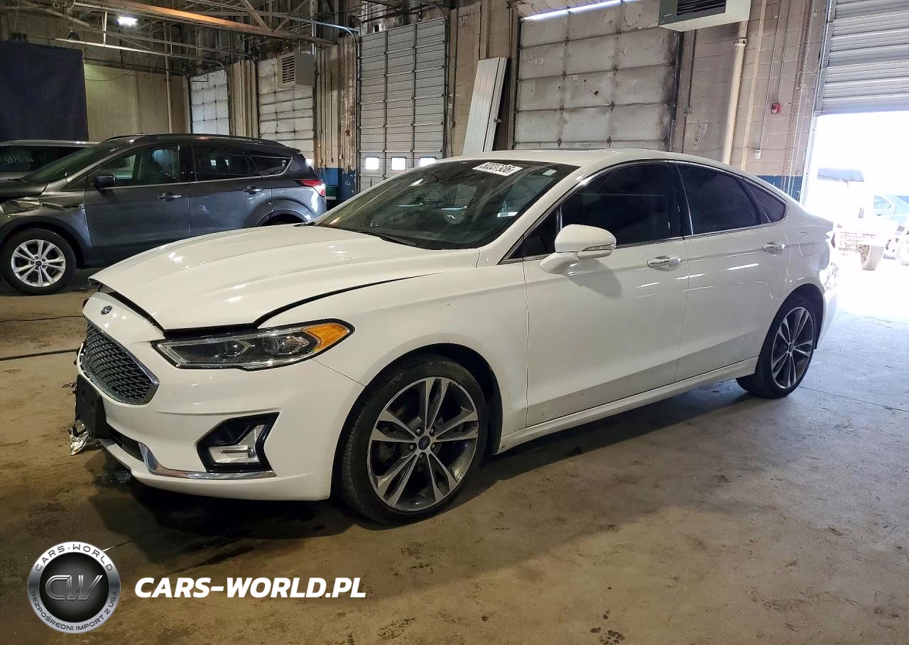 2020 Ford Fusion Titanium – zdjęcie 1 z 12
