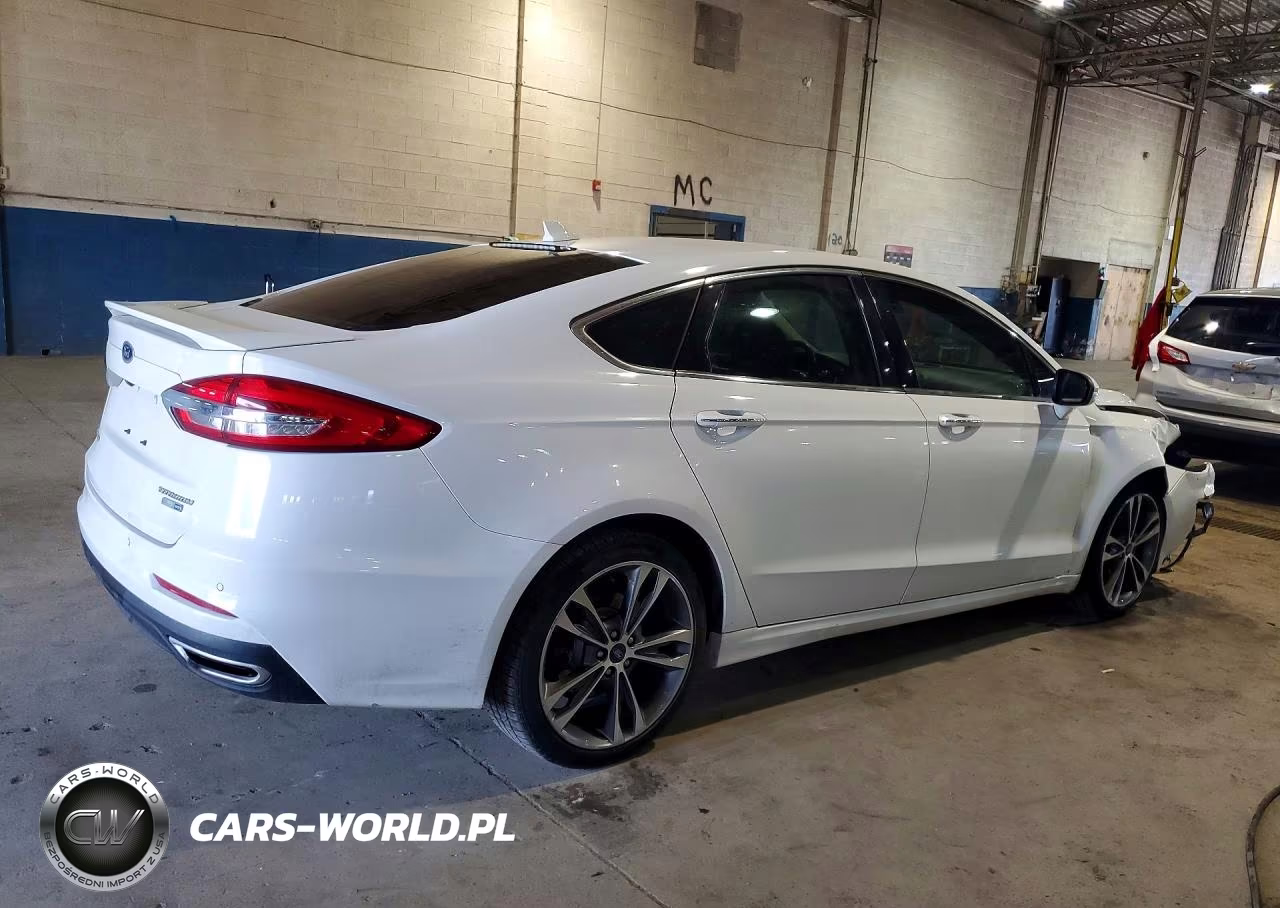 2020 Ford Fusion Titanium VIN:3FA6P0D97LR131581 - 3