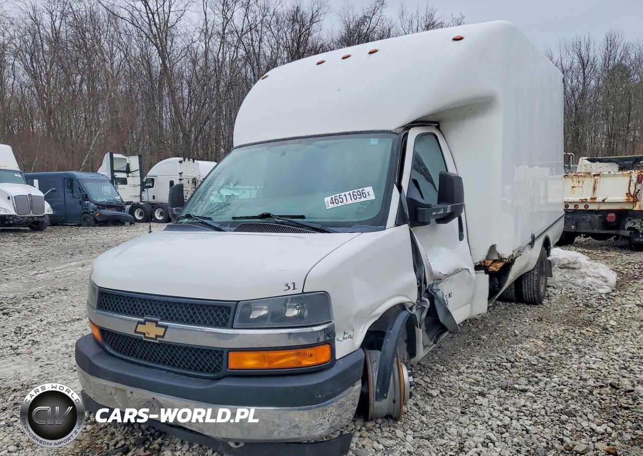 2018 Chevrolet Express Delivery Truck
