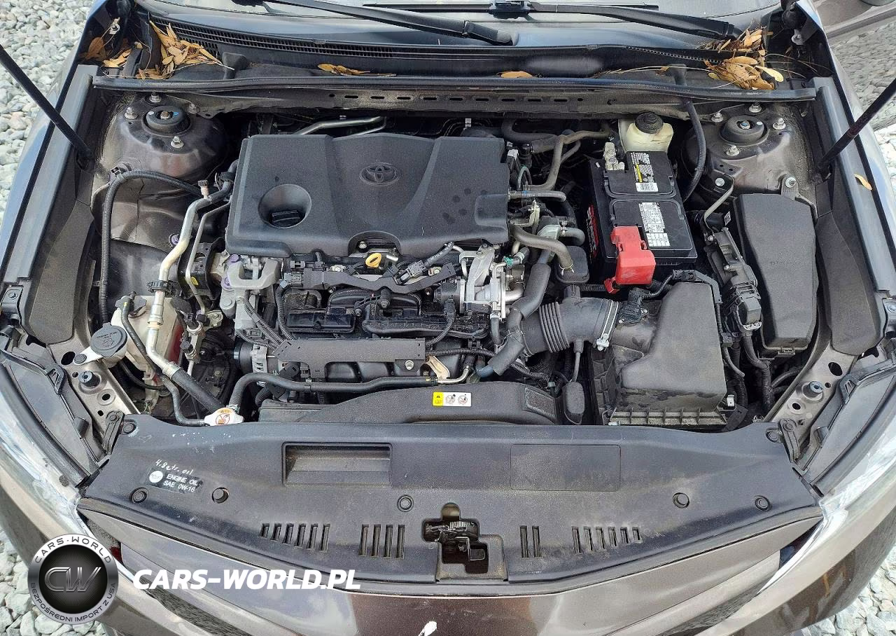 2018 Toyota Camry Le VIN:4T1B11HK7JU633781 - 11