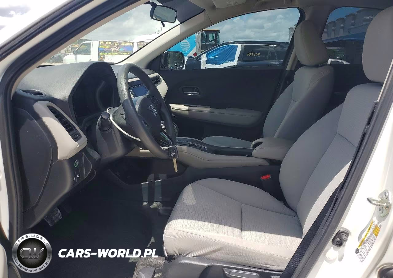 2020 HONDA HR-V LX VIN:3CZRU6H31LM714339 - 7