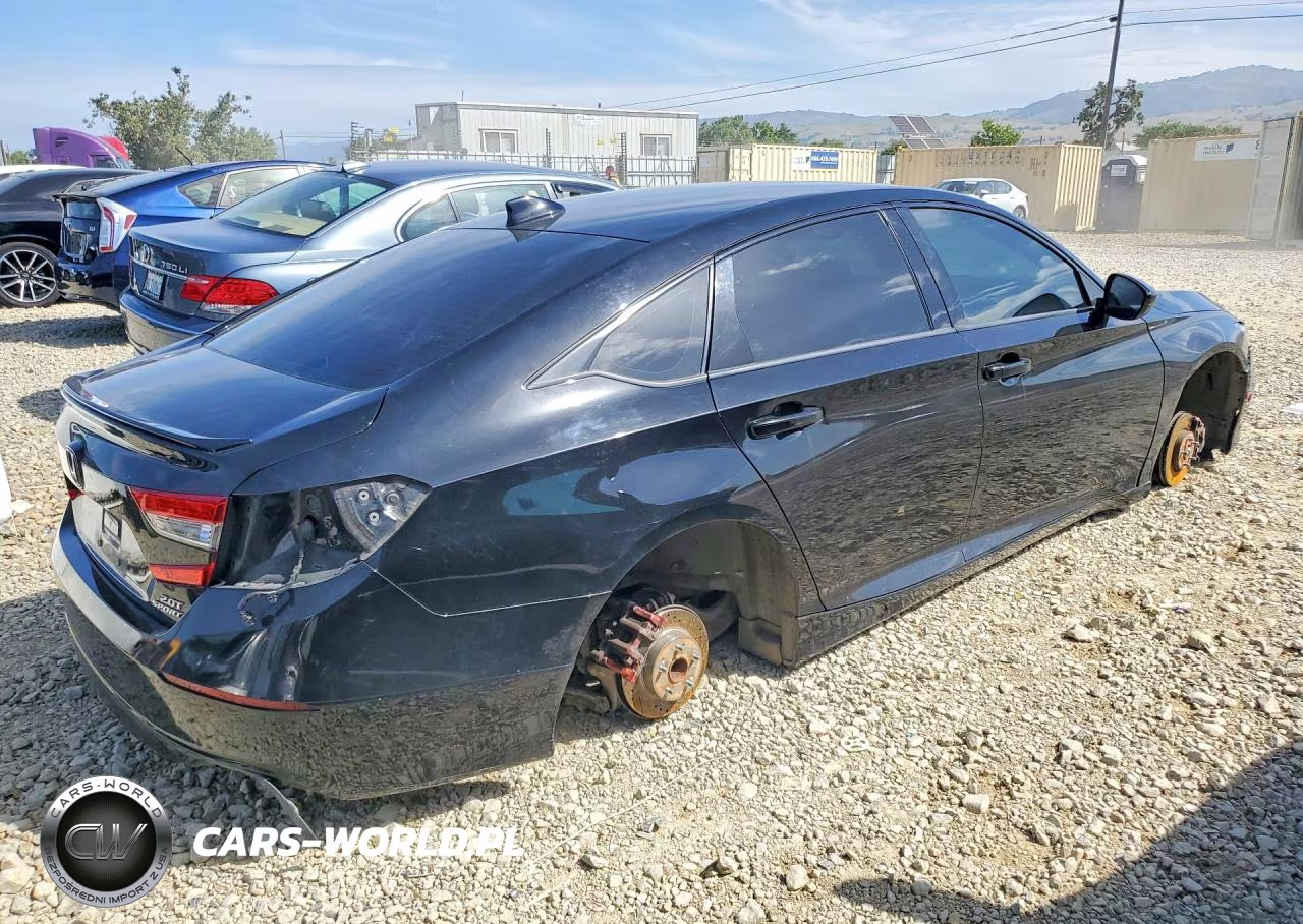 2018 Honda Accord Sport VIN:1HGCV2F36JA014686 - 3