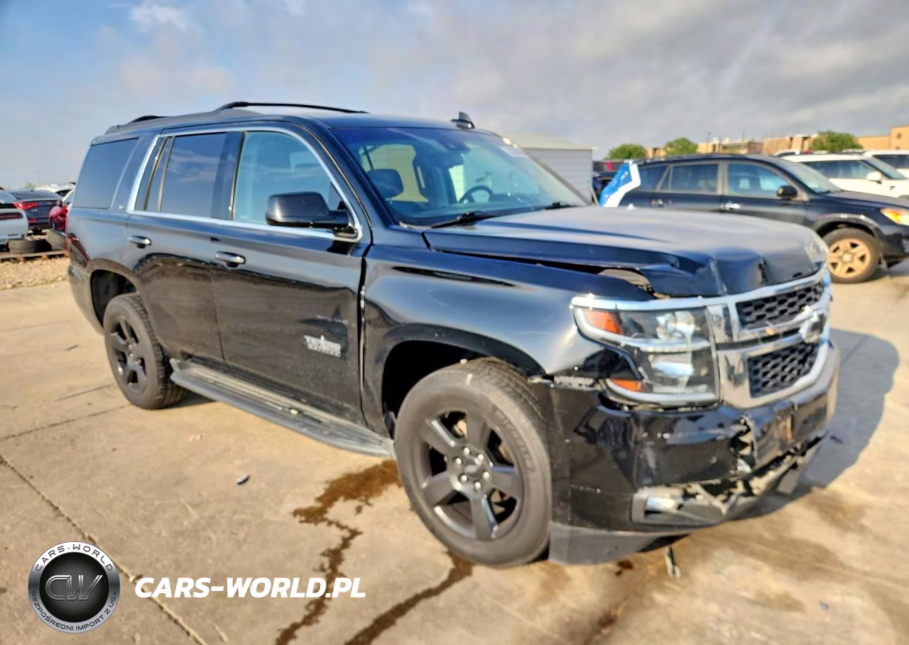 2018 Chevrolet Tahoe C1500 Lt VIN:1GNSCBKC1JR156183 - 4