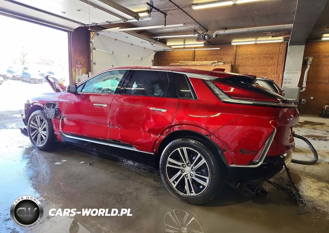 2025 Cadillac Lyriq Luxury VIN:1GYKPNRLXSZ311782 - 2