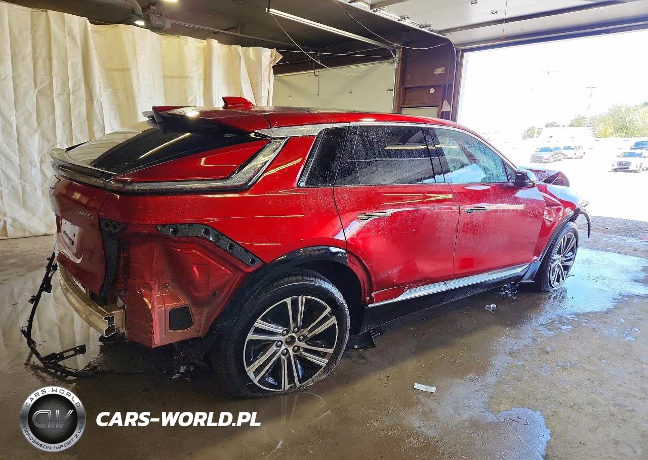 2025 Cadillac Lyriq Luxury VIN:1GYKPNRLXSZ311782 - 3
