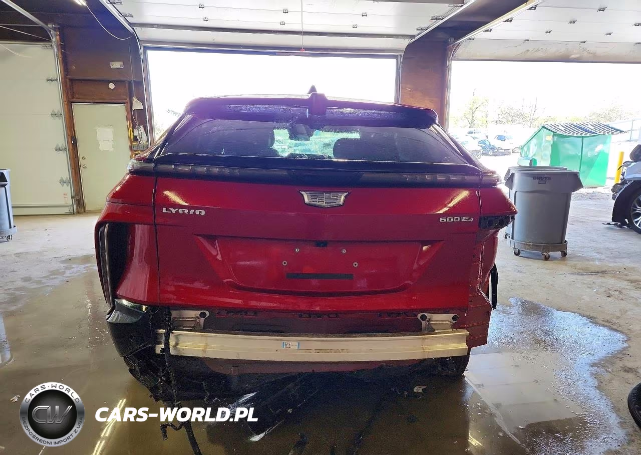 2025 Cadillac Lyriq Luxury VIN:1GYKPNRLXSZ311782 - 6