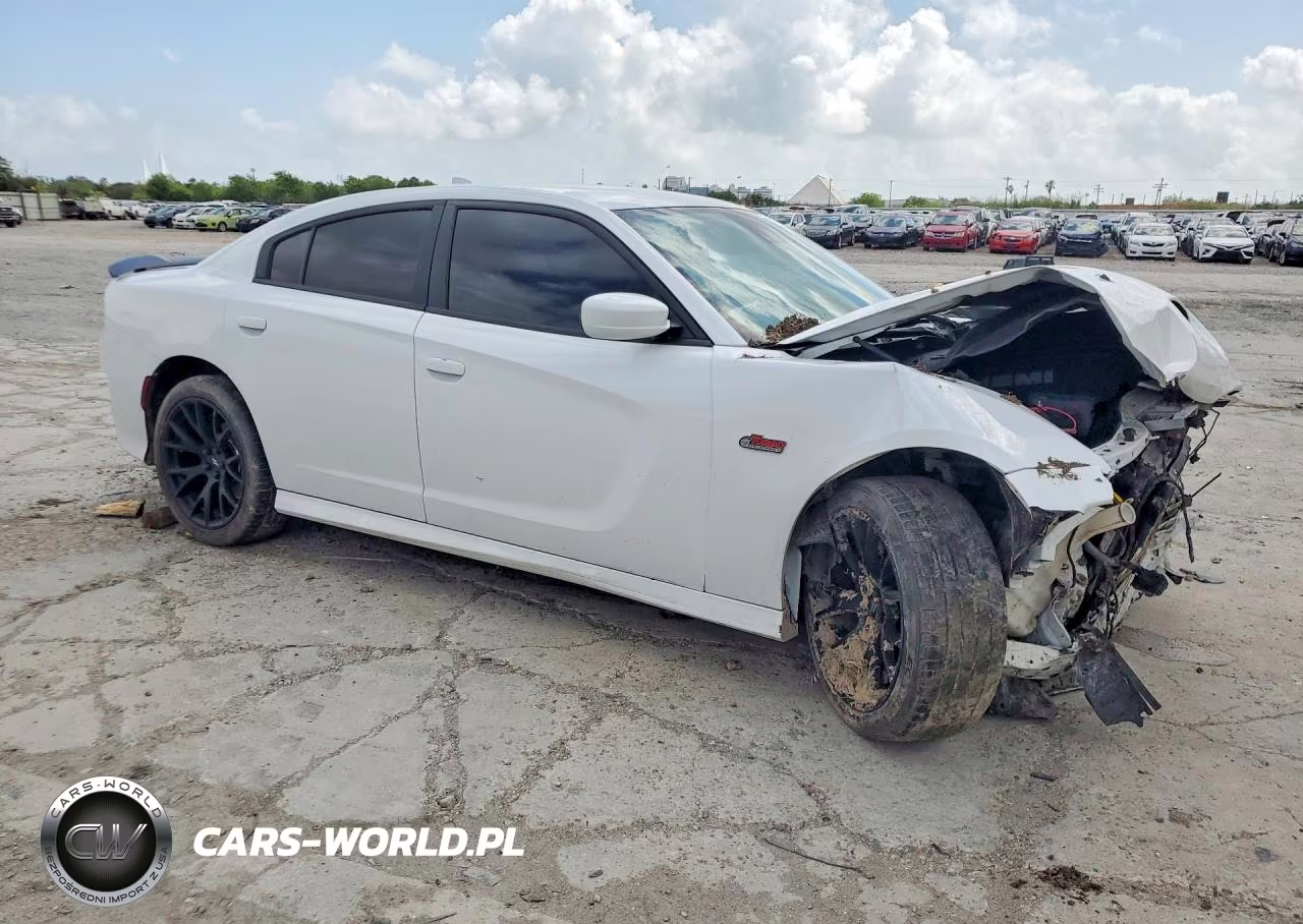 2017 Dodge Charger R VIN:2C3CDXCT7HH607962 - 4